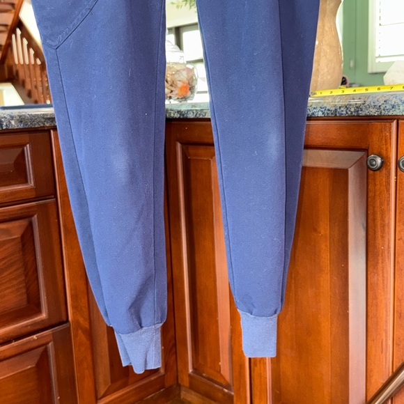 Figs Women's Joggers in Navy with Gray Details XS - Picture 4 of 6